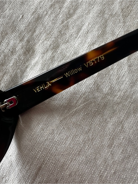 Vehla Willow Tortoiseshell Oval Cat-Eye Sunglasses - Brown main image 8